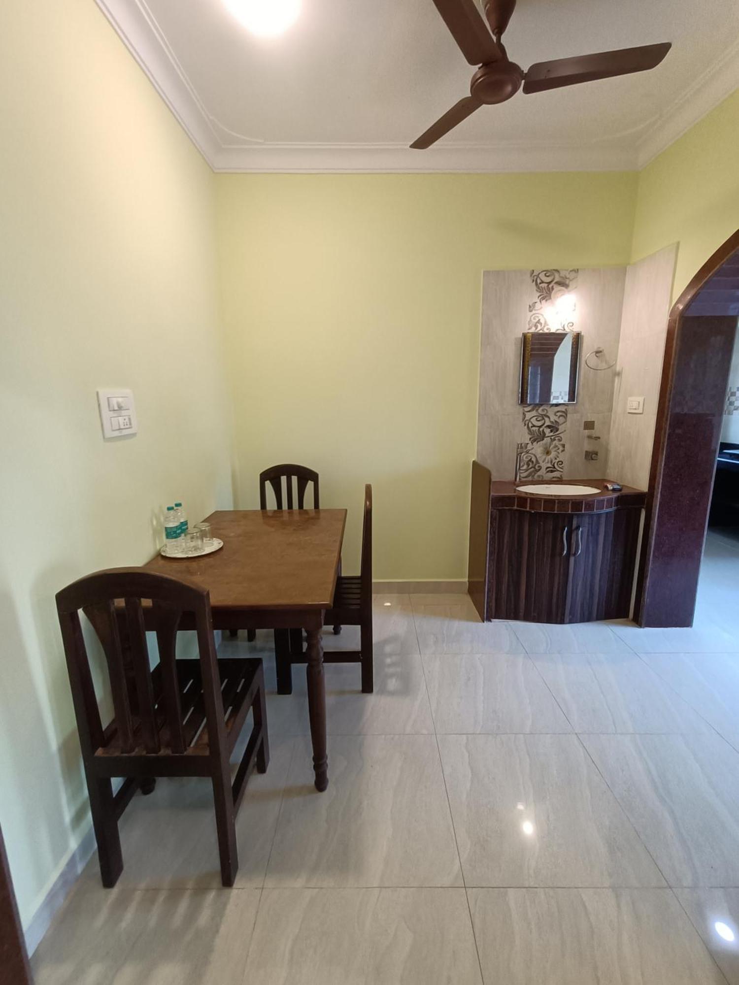 Pappa'S Guest House Arambol Buitenkant foto