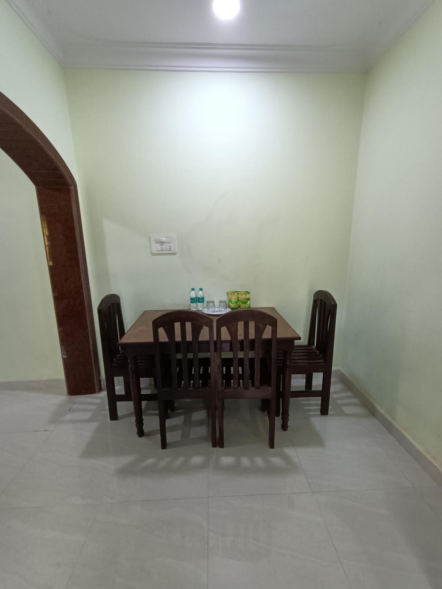 Pappa'S Guest House Arambol Buitenkant foto
