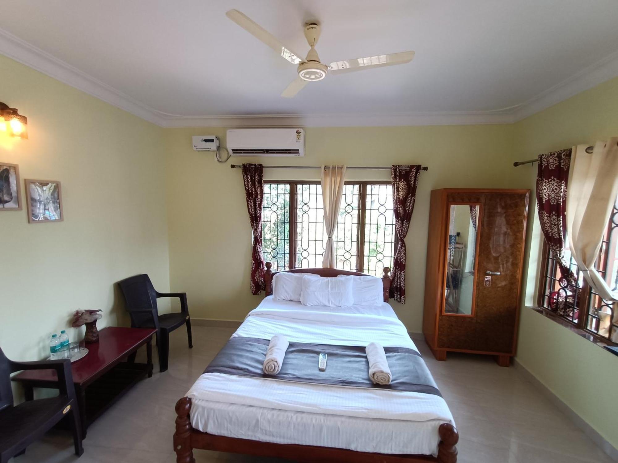 Pappa'S Guest House Arambol Buitenkant foto